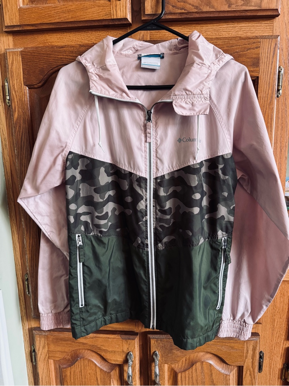 Columbia Rose Pink, Green & Olive Camo Hooded Spring Zip Up Jacket